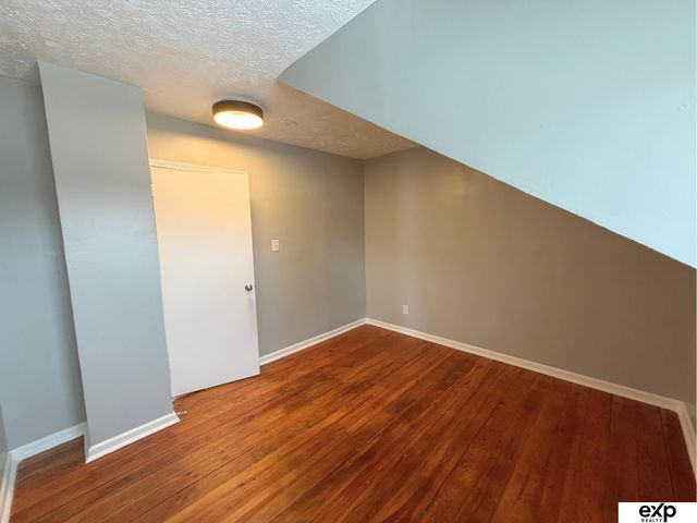 4740 N 40th Avenue, Omaha, NE 68111