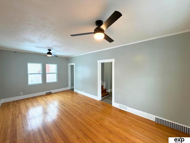 4740 N 40th Avenue, Omaha, NE 68111