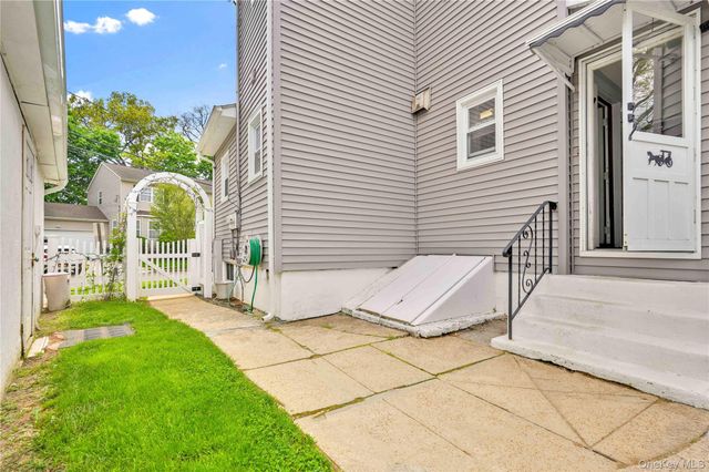 62 Leaman Place, Lynbrook, NY 11563
