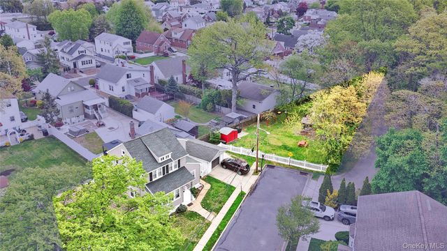 62 Leaman Place, Lynbrook, NY 11563
