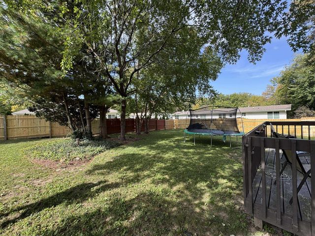 935 Marvel Avenue, Woodstock, IL 60098