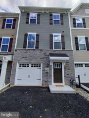 124 GLORY MAPLE LANE LN, Downingtown, PA 19335