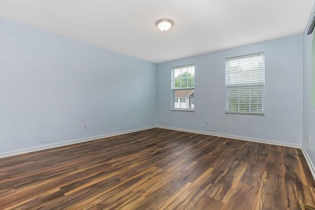 117 Deer Path Court, Pataskala, OH 43062