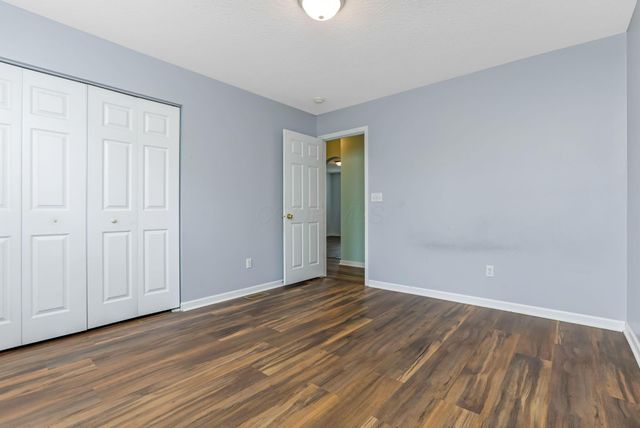 117 Deer Path Court, Pataskala, OH 43062