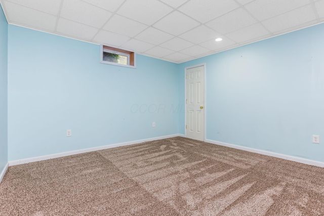 117 Deer Path Court, Pataskala, OH 43062