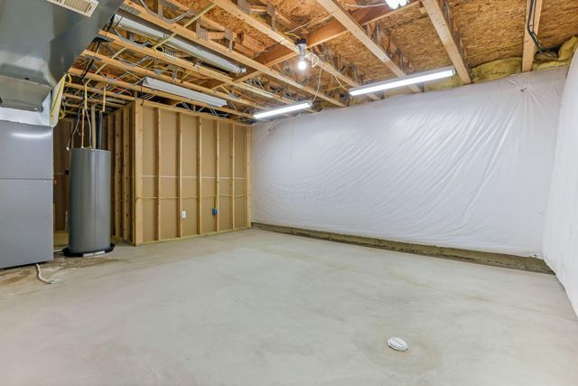 117 Deer Path Court, Pataskala, OH 43062