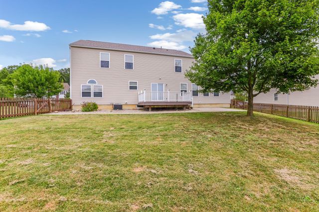 117 Deer Path Court, Pataskala, OH 43062