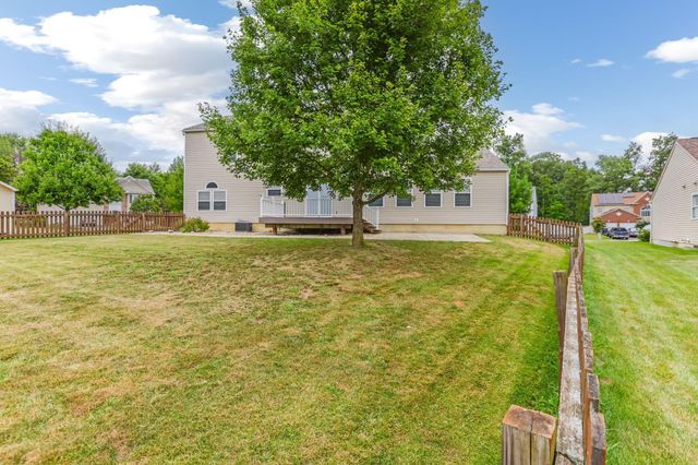 117 Deer Path Court, Pataskala, OH 43062