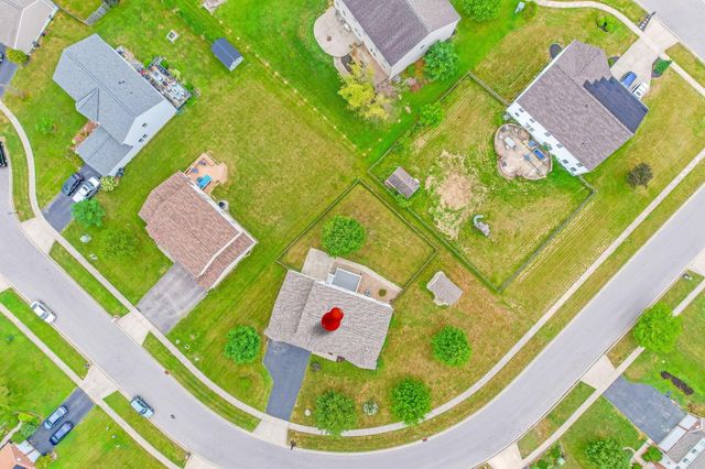 117 Deer Path Court, Pataskala, OH 43062
