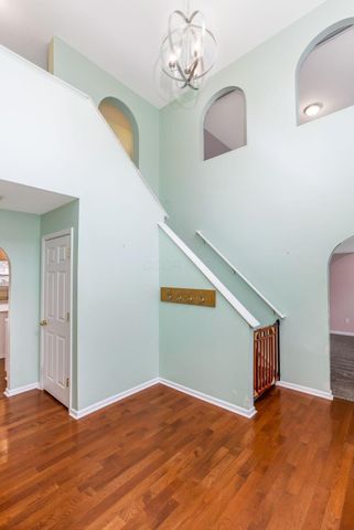 117 Deer Path Court, Pataskala, OH 43062
