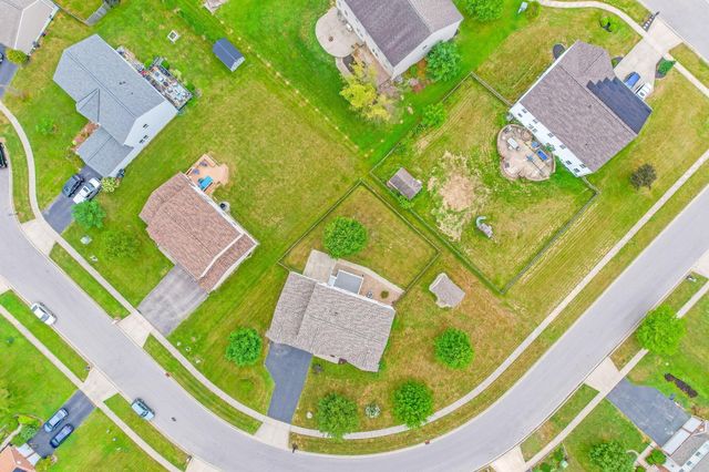 117 Deer Path Court, Pataskala, OH 43062