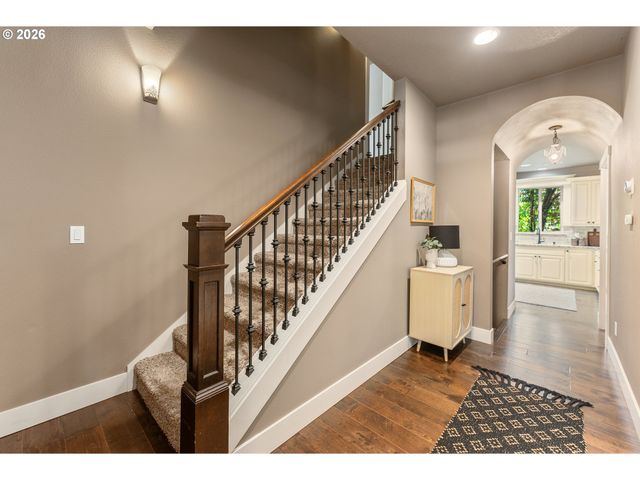 526 Ne Beech St, Portland, OR 97212