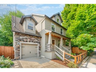 526 Ne Beech St, Portland, OR 97212
