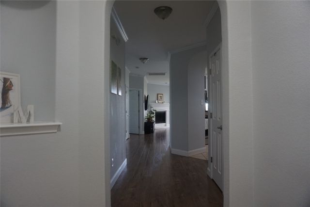 1124 Sunderland Lane, Fort Worth, TX 76134