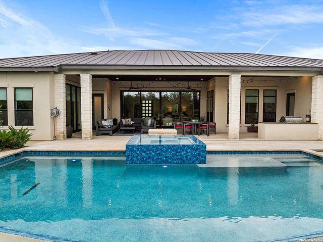 30 ROYAL HTS, San Antonio, TX 78257