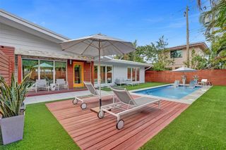 2111 N Ocean Boulevard, Pompano Beach, FL 33062