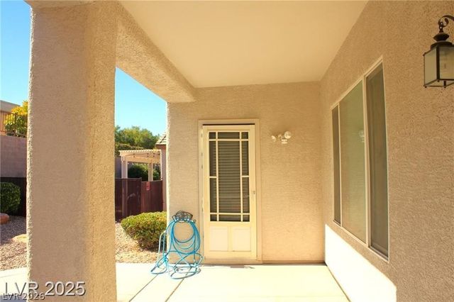 2212 Sawtooth Mountain Drive, Henderson, NV 89044