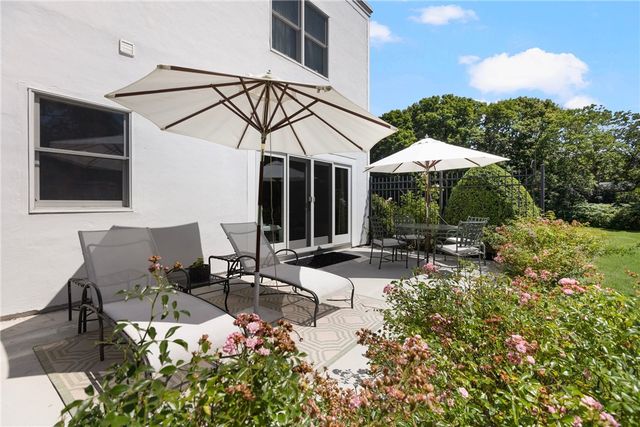 553 Bellevue Avenue 1, Newport, RI 02840