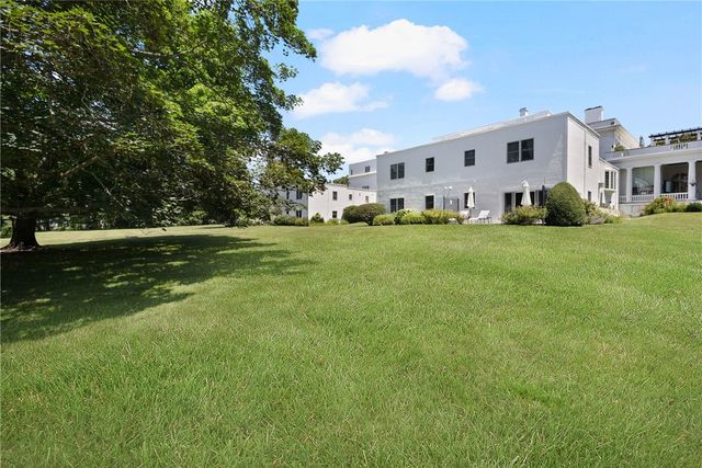 553 Bellevue Avenue 1, Newport, RI 02840