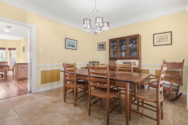 1735 Les Talley Drive, El Lago, TX 77586