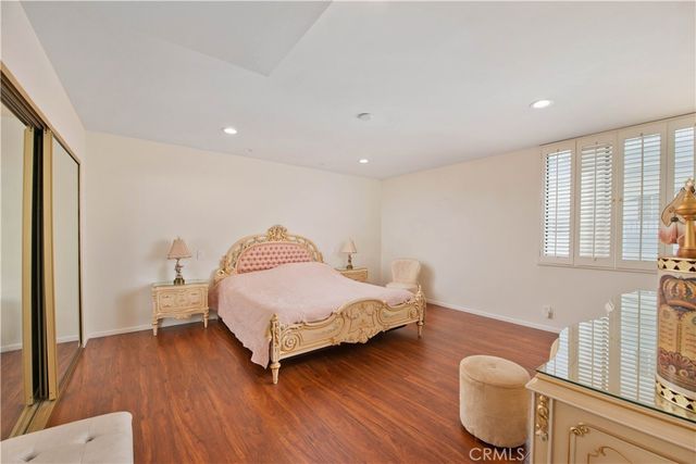 14521 Benefit 207, Sherman Oaks, CA 91403