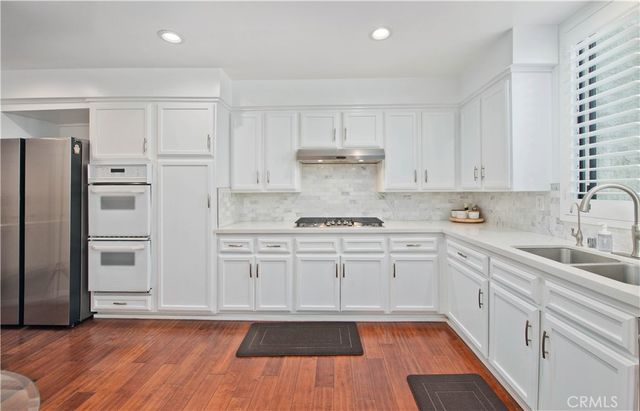 14521 Benefit 207, Sherman Oaks, CA 91403