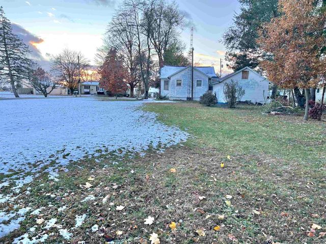 7489 Jefferson Street, Adrian, MI 49221