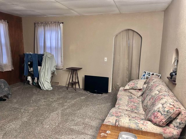 7489 Jefferson Street, Adrian, MI 49221