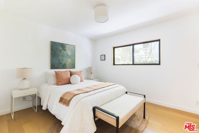 4412 Finley Avenue 1, Los Angeles, CA 90027