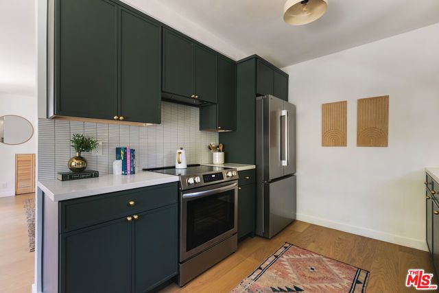 4412 Finley Avenue 1, Los Angeles, CA 90027