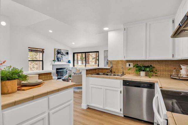 34631 Pueblo Terrace, Fremont, CA 94555