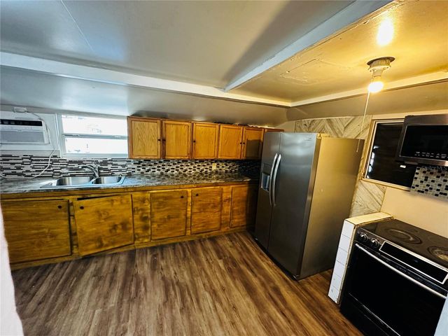 2415 MARCONI STREET, Tampa, FL 33605