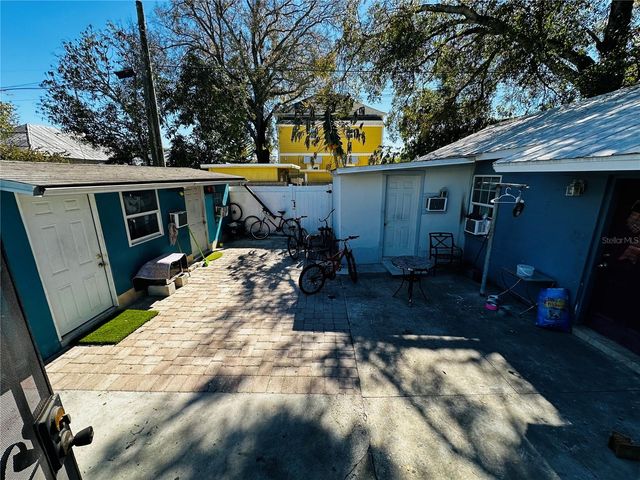 2415 MARCONI STREET, Tampa, FL 33605