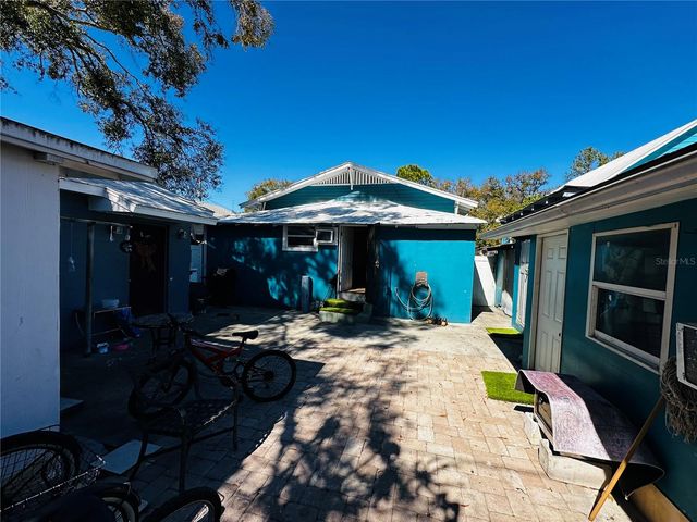 2415 MARCONI STREET, Tampa, FL 33605