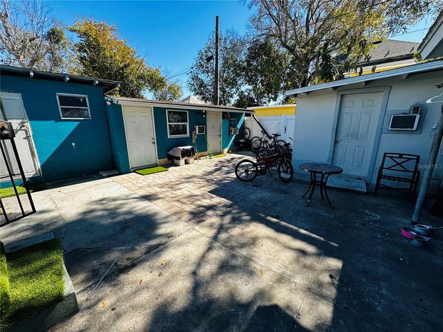 2415 MARCONI STREET, Tampa, FL 33605