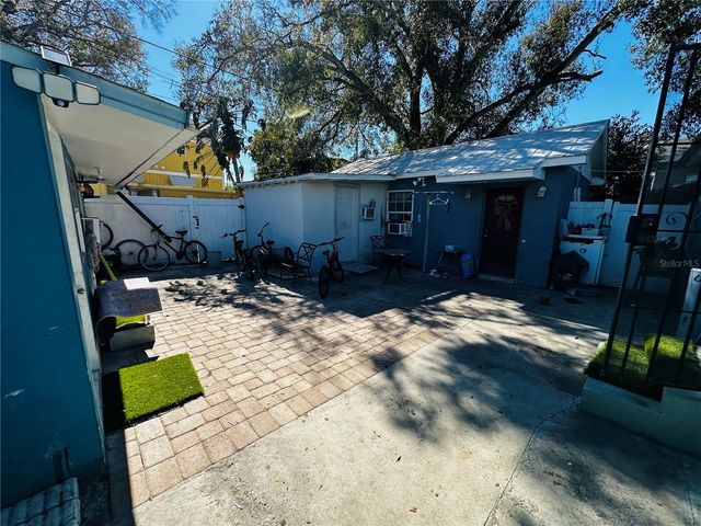 2415 MARCONI STREET, Tampa, FL 33605