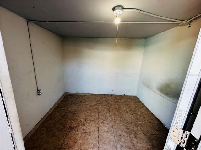 2415 MARCONI STREET, Tampa, FL 33605