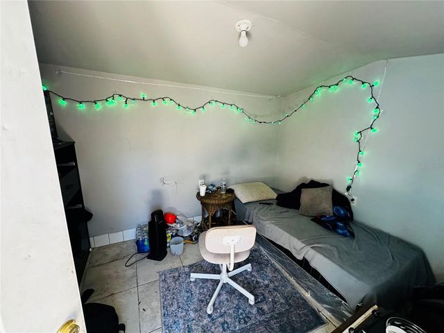 2415 MARCONI STREET, Tampa, FL 33605