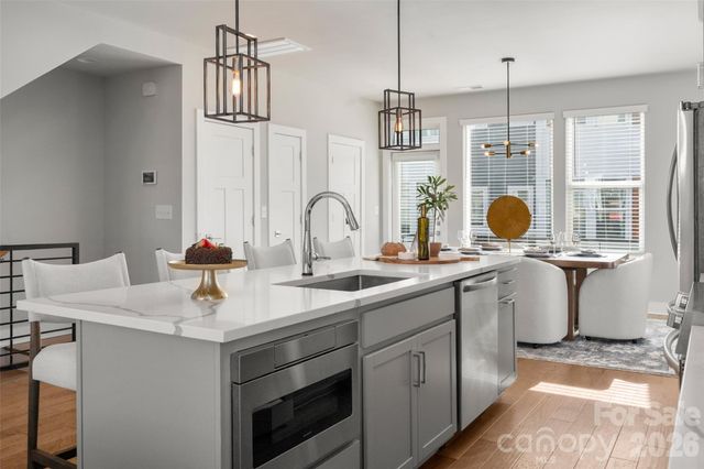 2104 Bryant Park Drive, Charlotte, NC 28208