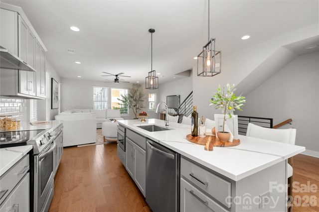 2104 Bryant Park Drive, Charlotte, NC 28208