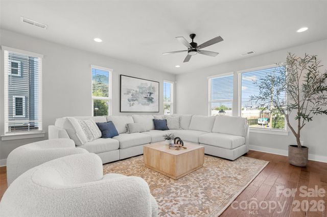 2104 Bryant Park Drive, Charlotte, NC 28208