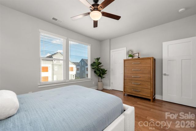 2104 Bryant Park Drive, Charlotte, NC 28208
