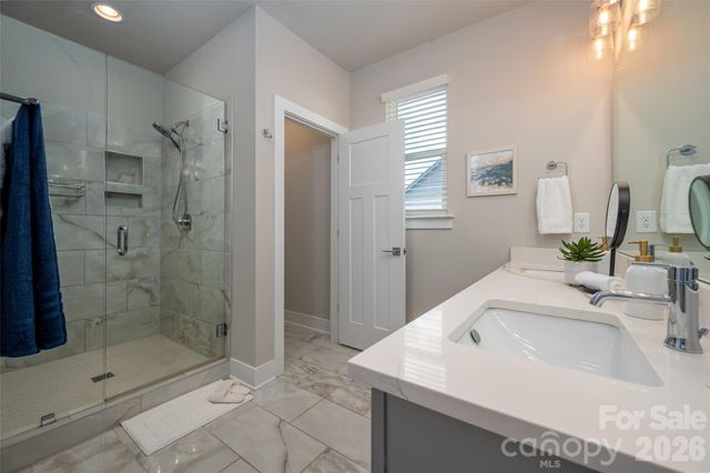 2104 Bryant Park Drive, Charlotte, NC 28208