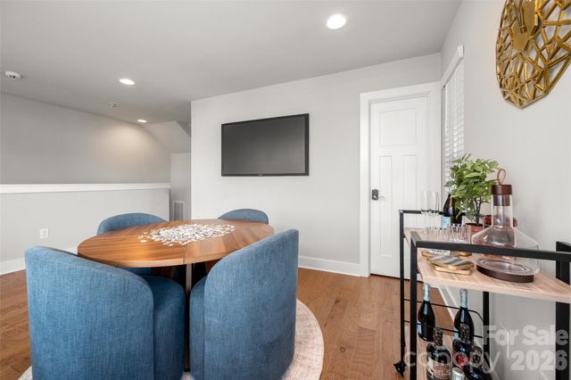 2104 Bryant Park Drive, Charlotte, NC 28208