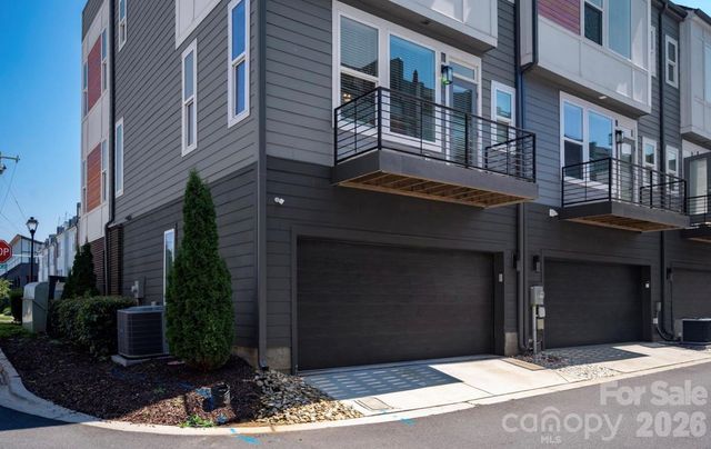 2104 Bryant Park Drive, Charlotte, NC 28208
