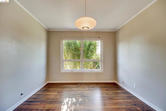 645 31St St, Richmond, CA 94804