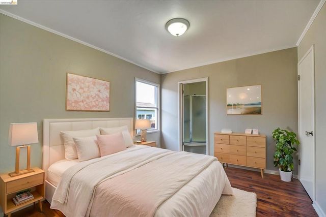645 31St St, Richmond, CA 94804