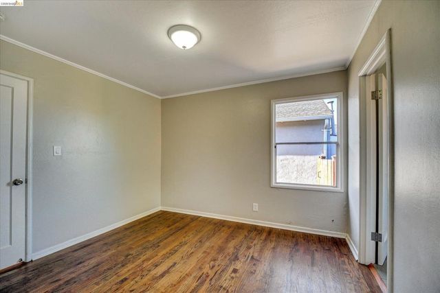 645 31St St, Richmond, CA 94804