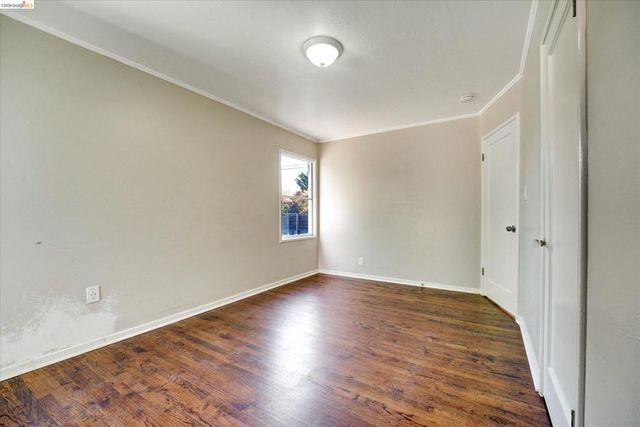 645 31St St, Richmond, CA 94804