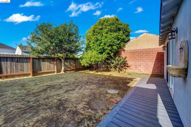 645 31St St, Richmond, CA 94804